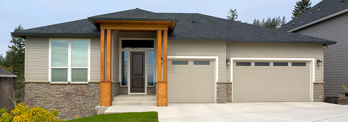 Repair Shaky Garage Door When Closing in Peoria, Illinois