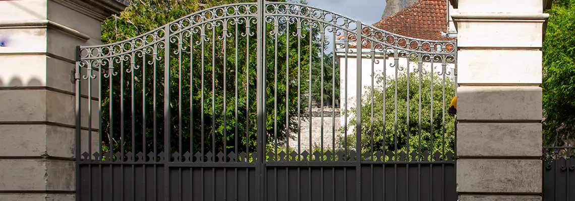 Wooden Swing Gate Repair in Peoria, IL